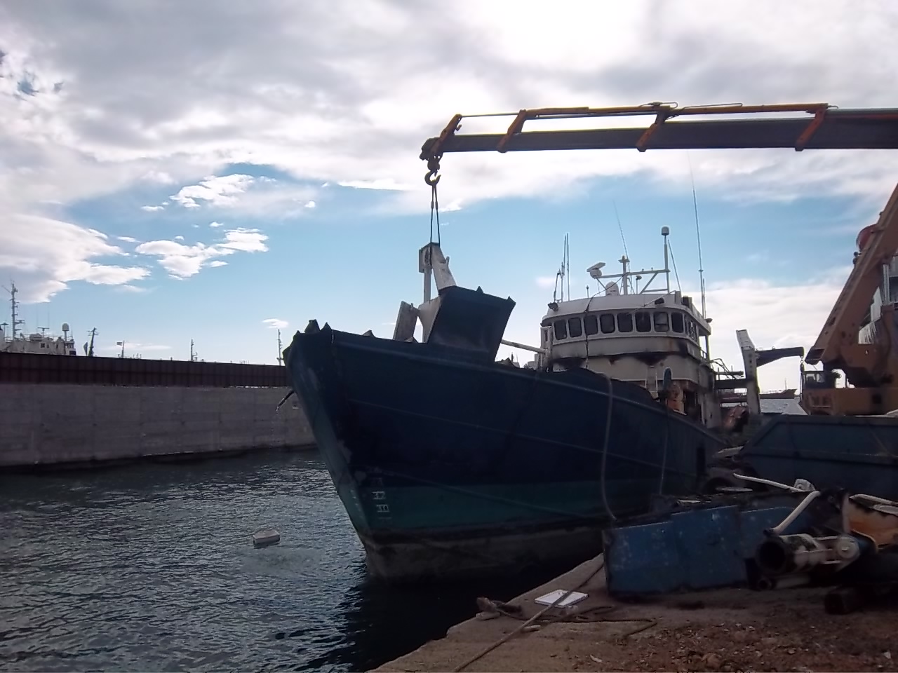 Διαλύση Πλοίου Κωνσταντίνος