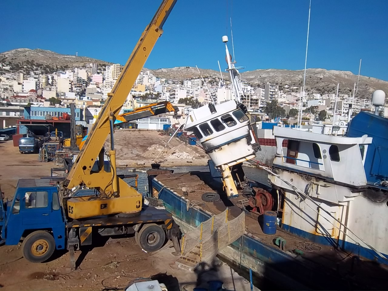 Διαλύση Πλοίου Κωνσταντίνος