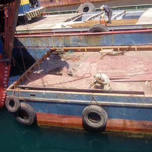 Επισκευή πλοίου Ερμίνα  